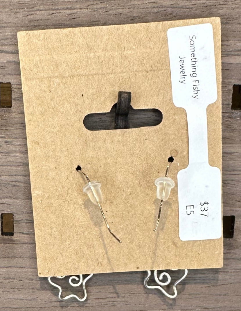 Earring (E5)