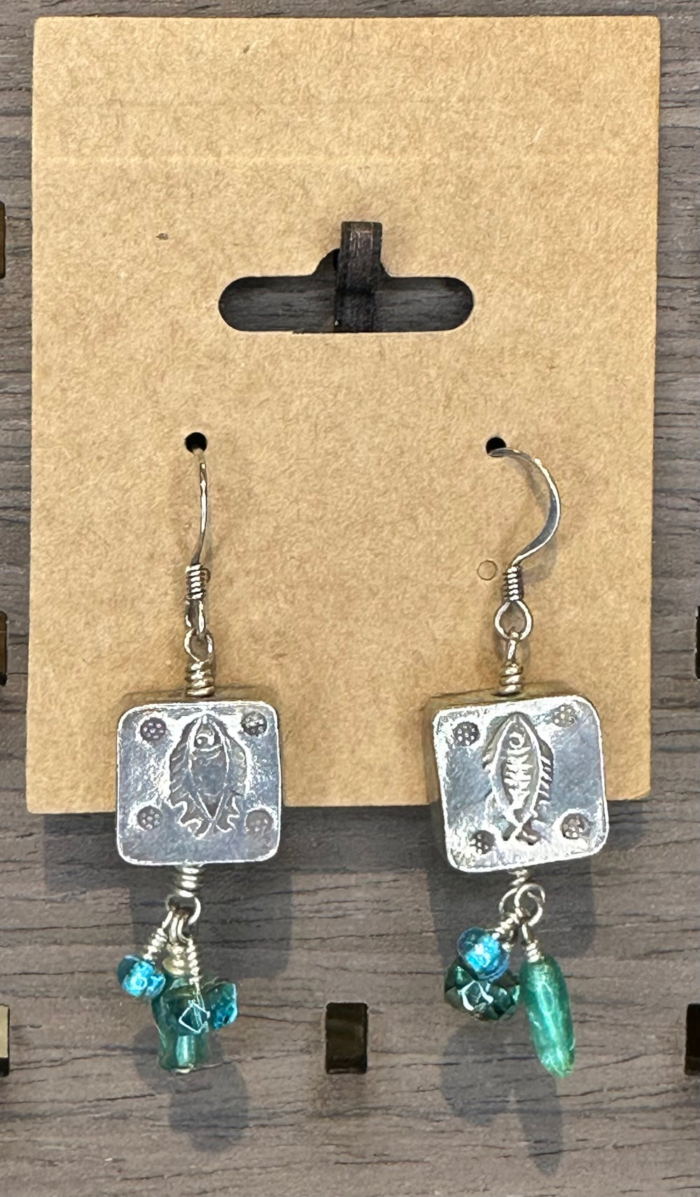 Earring (E7)