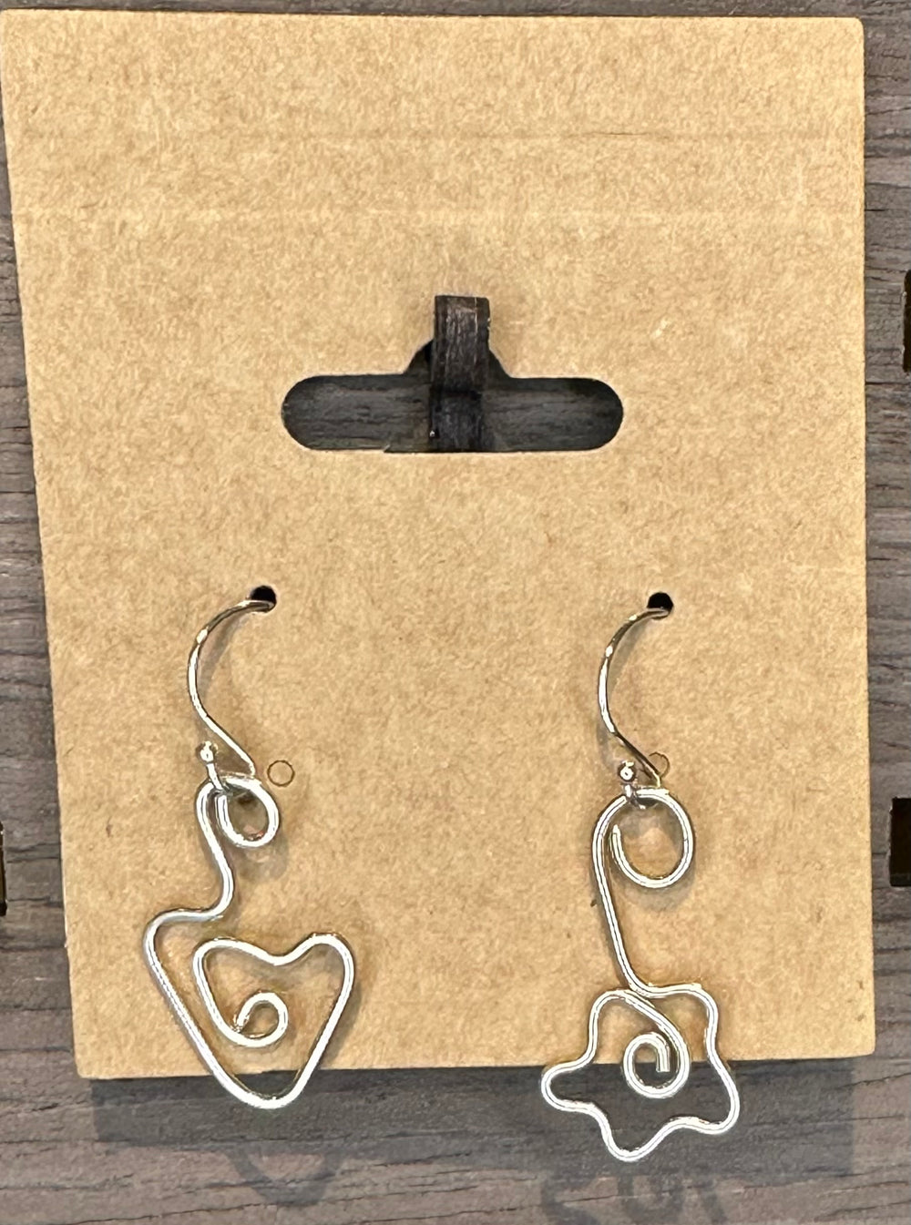 Earring (E4)