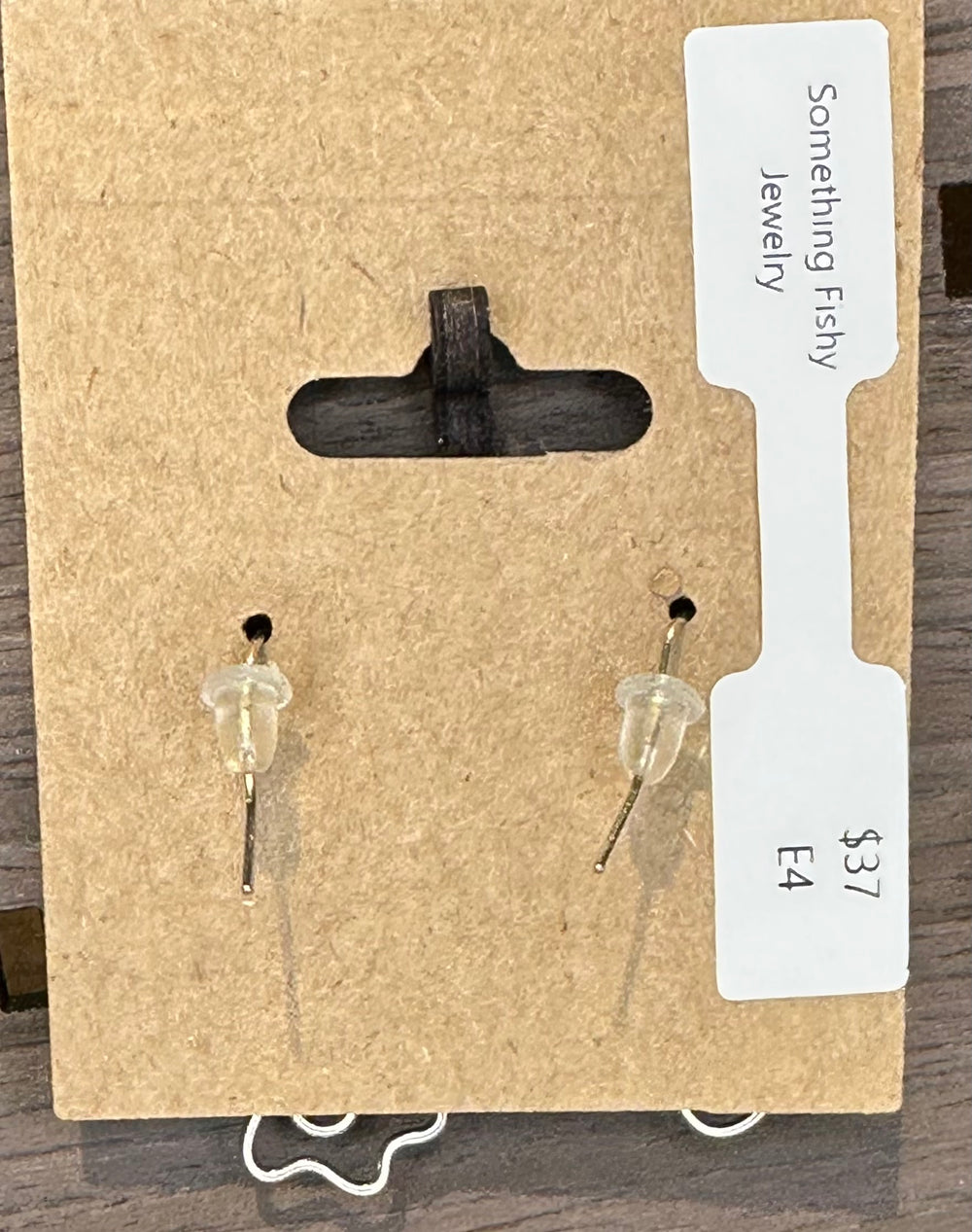 Earring (E4)
