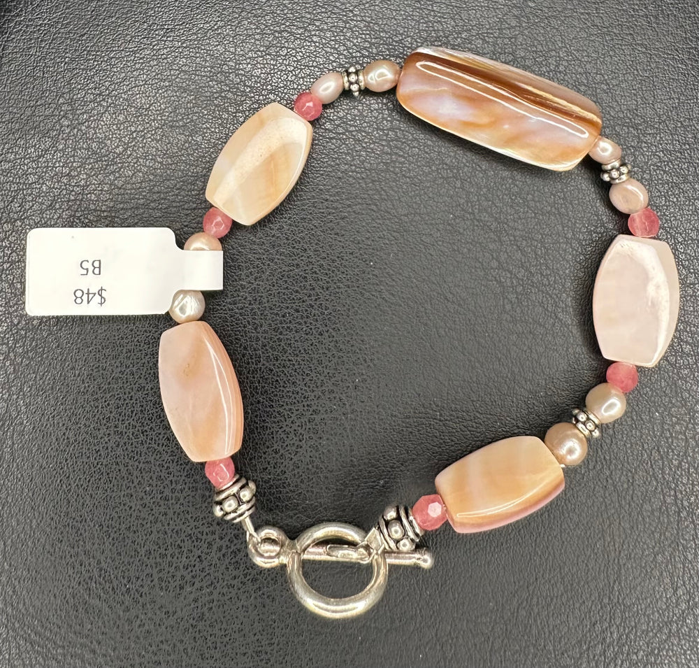 Bracelet (B2)